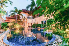 Luxury & Huge Garden Pool Villa Semi-4Bed near Beach & Walking Street